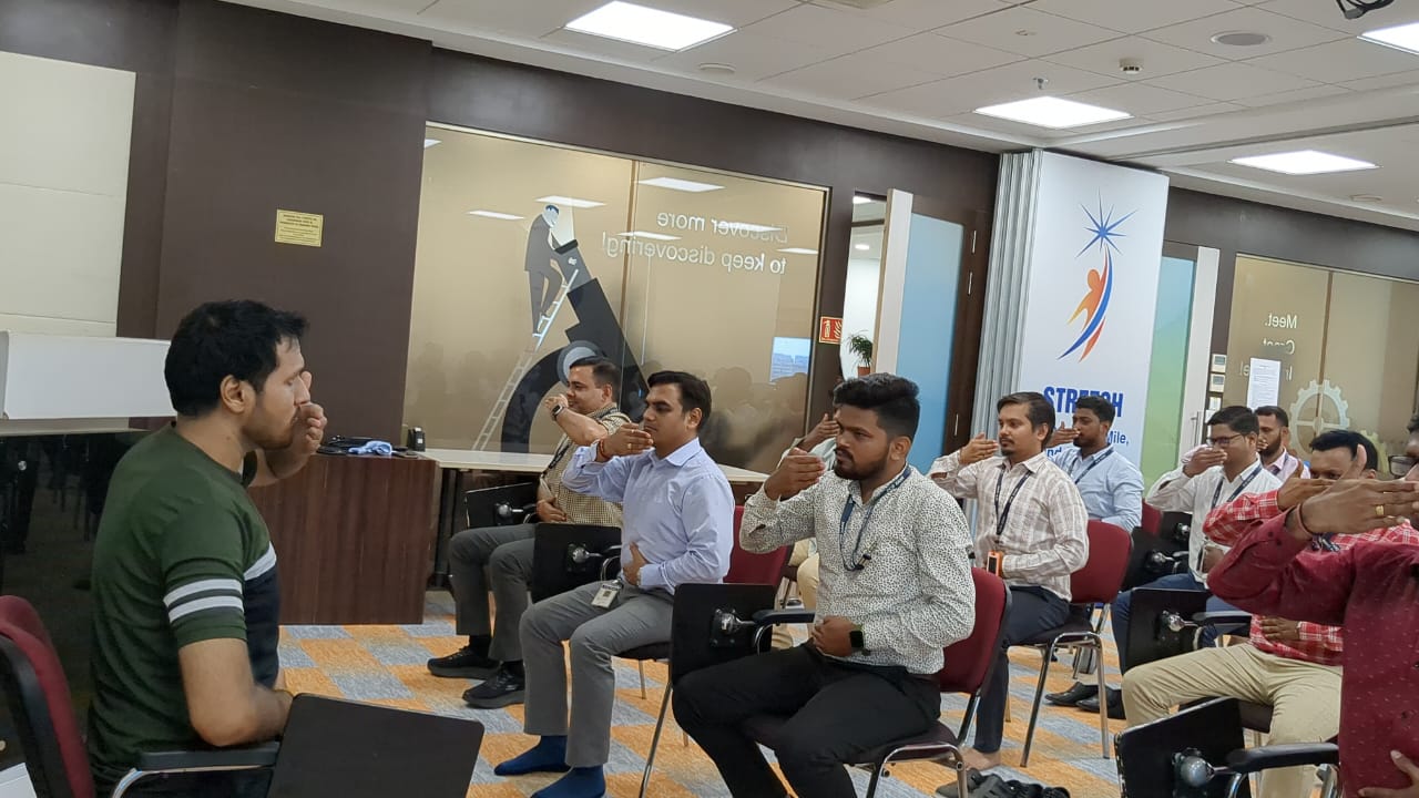 Tima Yog corporate wellness session moment 3