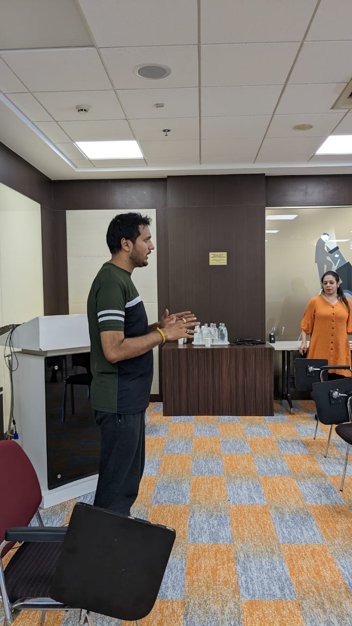 Tima Yog corporate wellness session moment 5