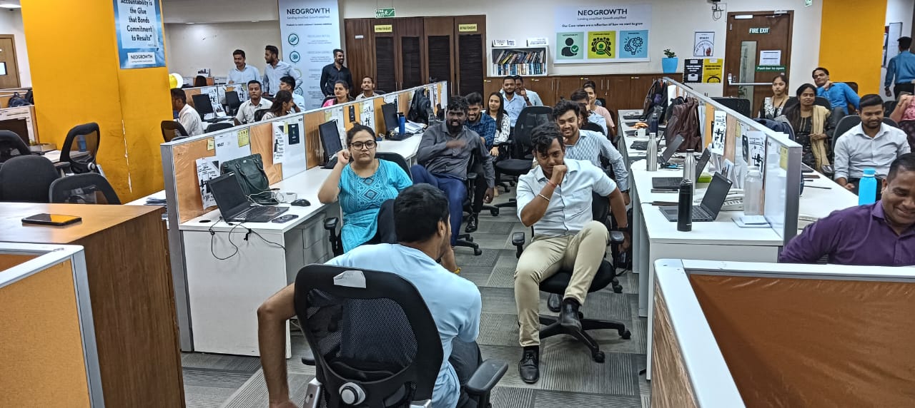 Tima Yog corporate wellness session moment 13
