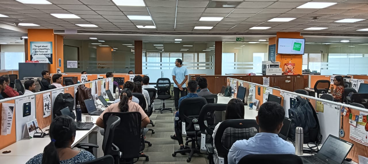 Tima Yog corporate wellness session moment 17